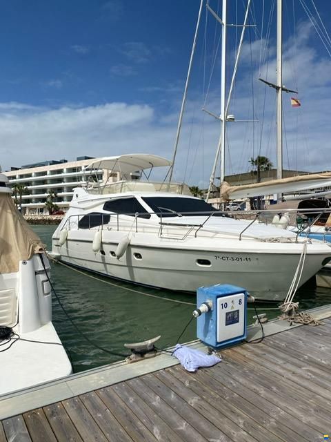 Ferretti 480