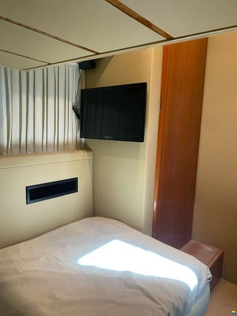 Ferretti 480