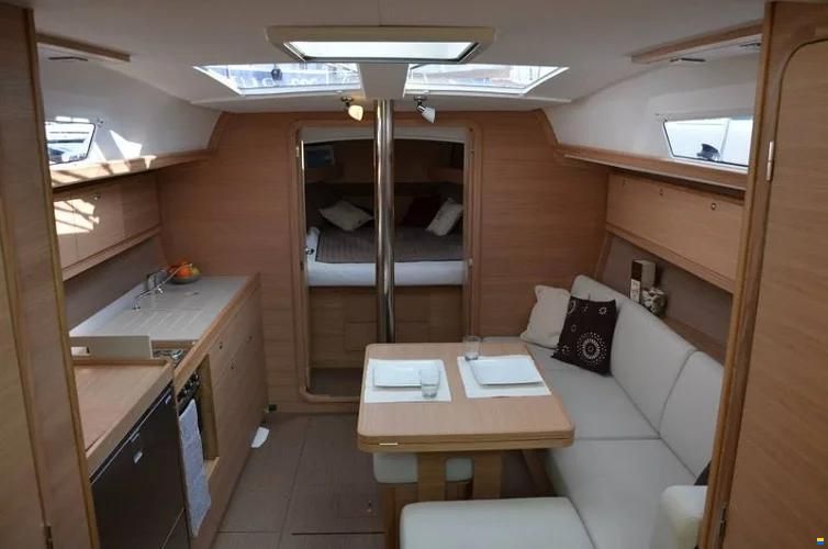 Dufour 382 Grand Large