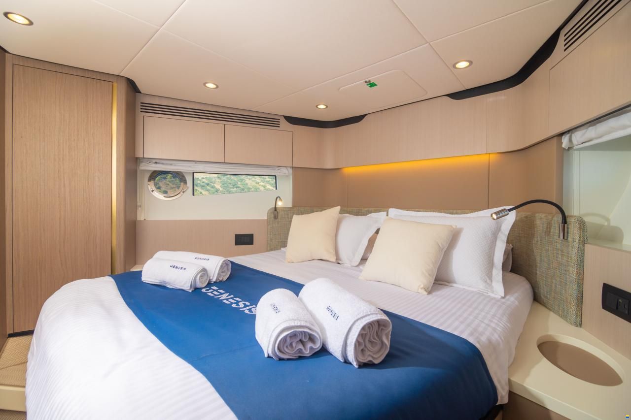 Azimut Fly 60