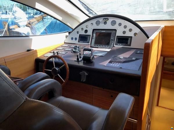 AICON Yachts 64