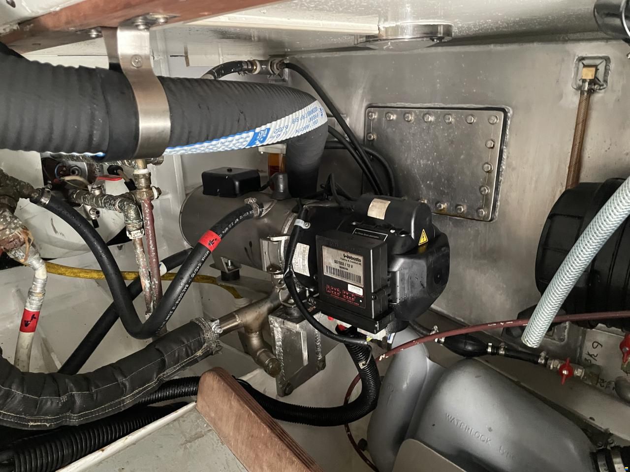 Damien II Schooner 49