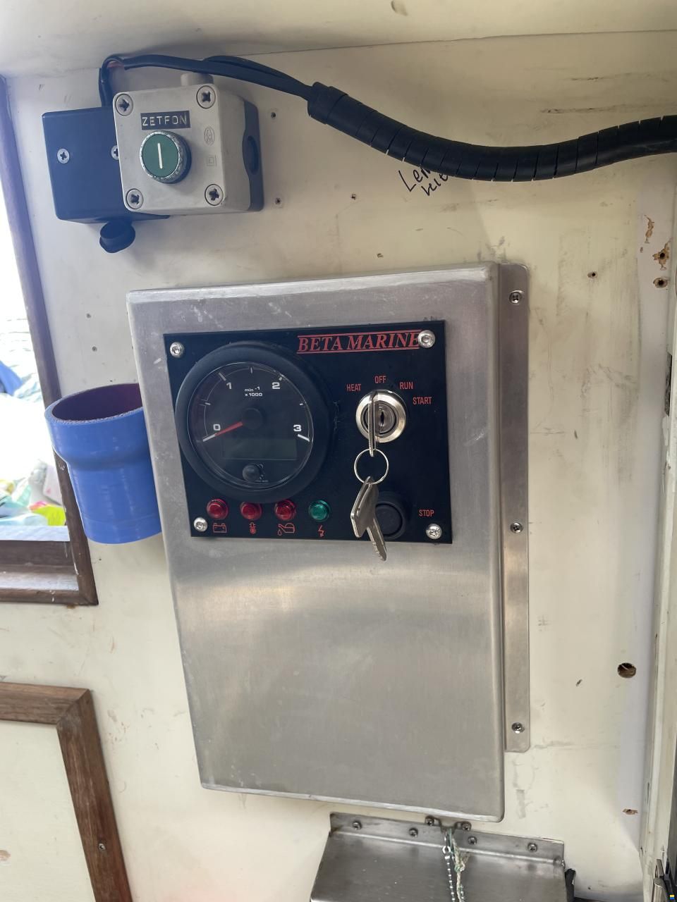 Damien II Schooner 49