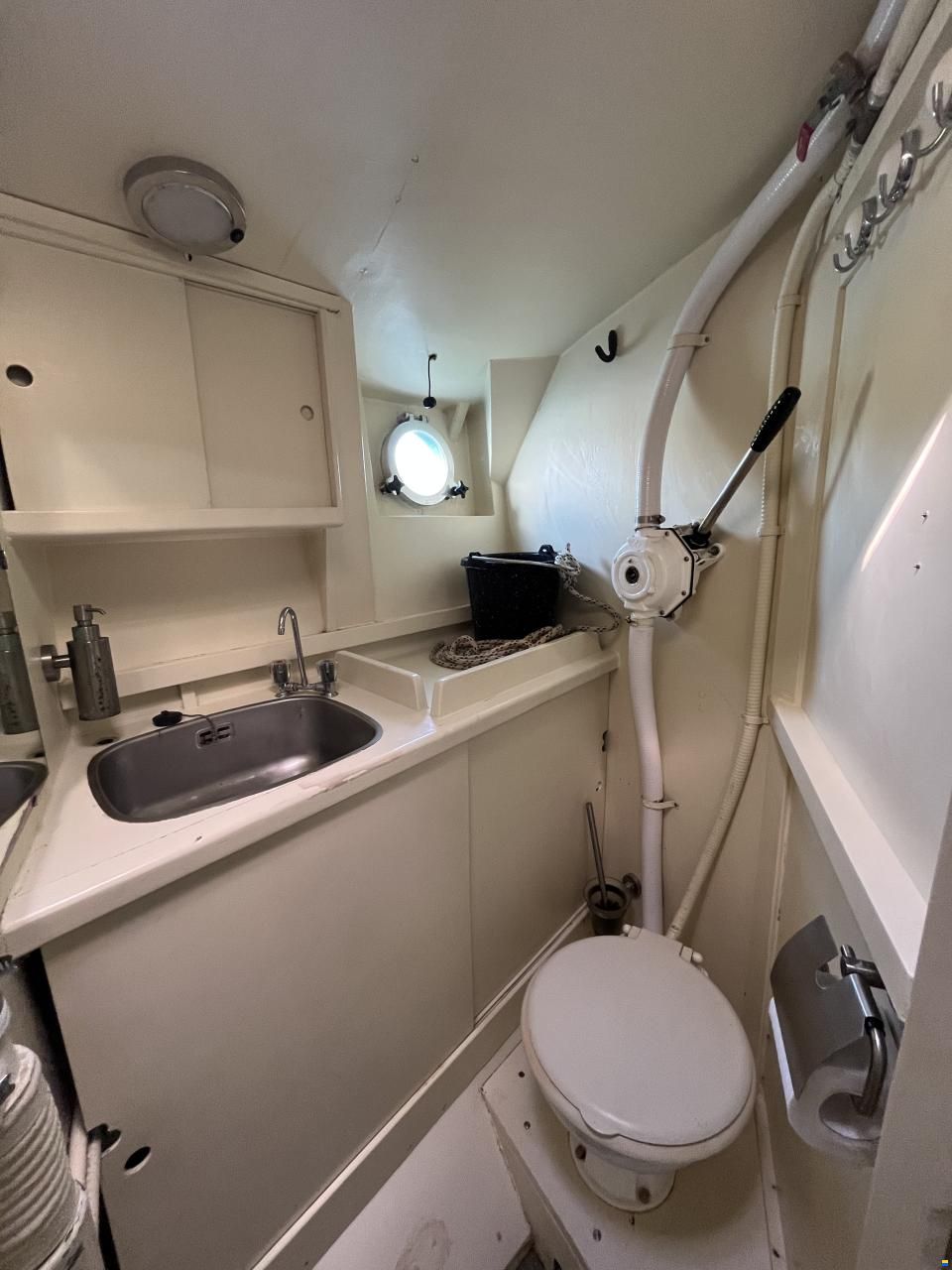 Damien II Schooner 49