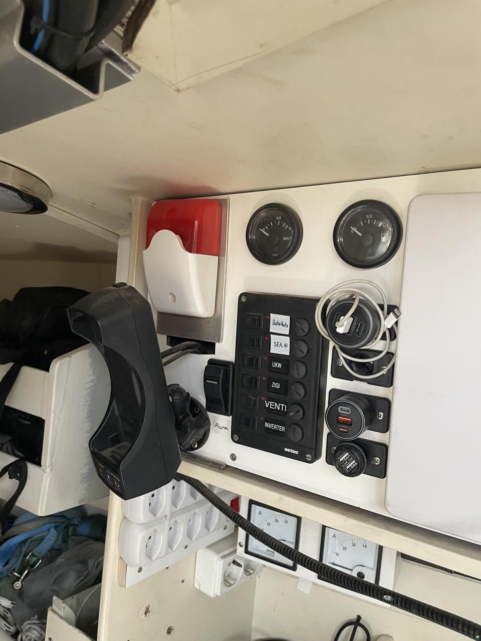 Damien II Schooner 49