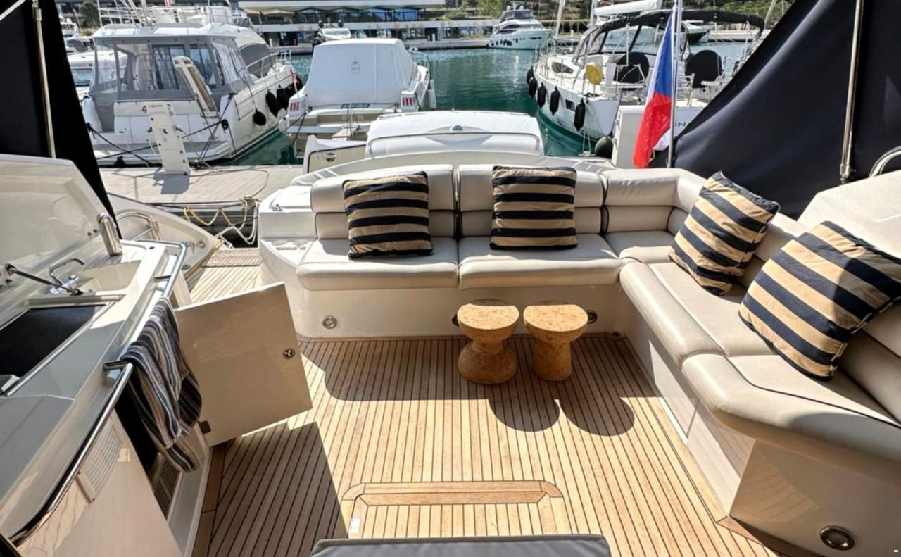 Sunseeker Predator 62