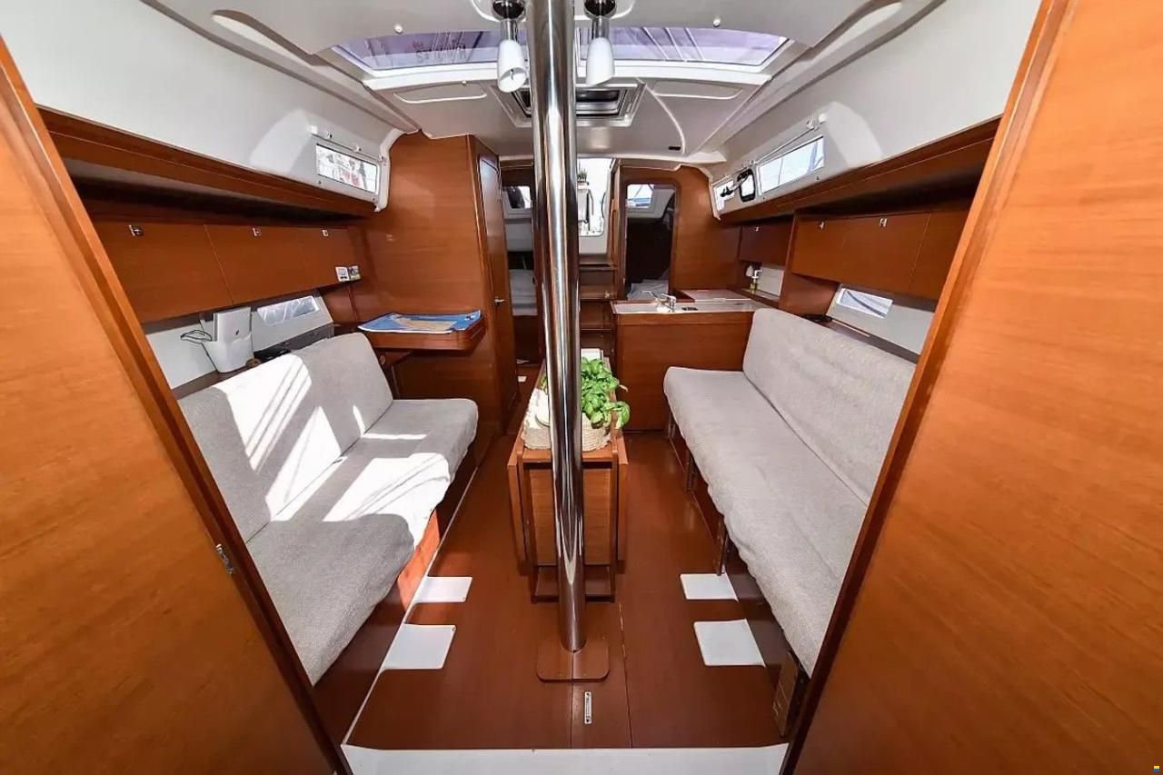 Dufour 350 Grand Large