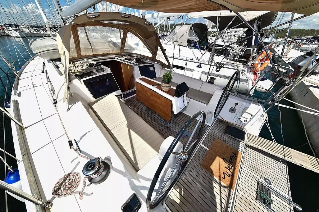 Dufour 350 Grand Large