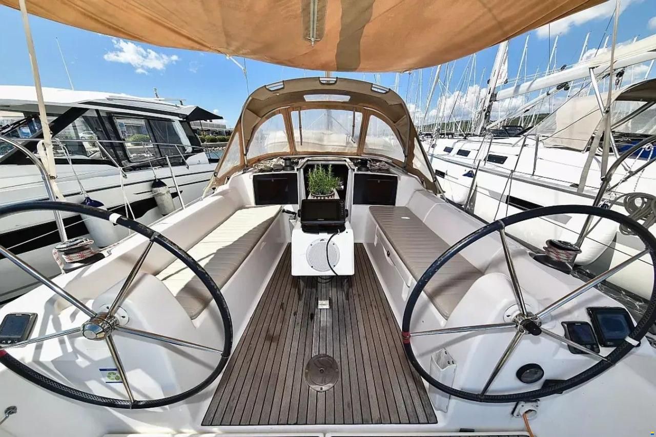 Dufour 350 Grand Large