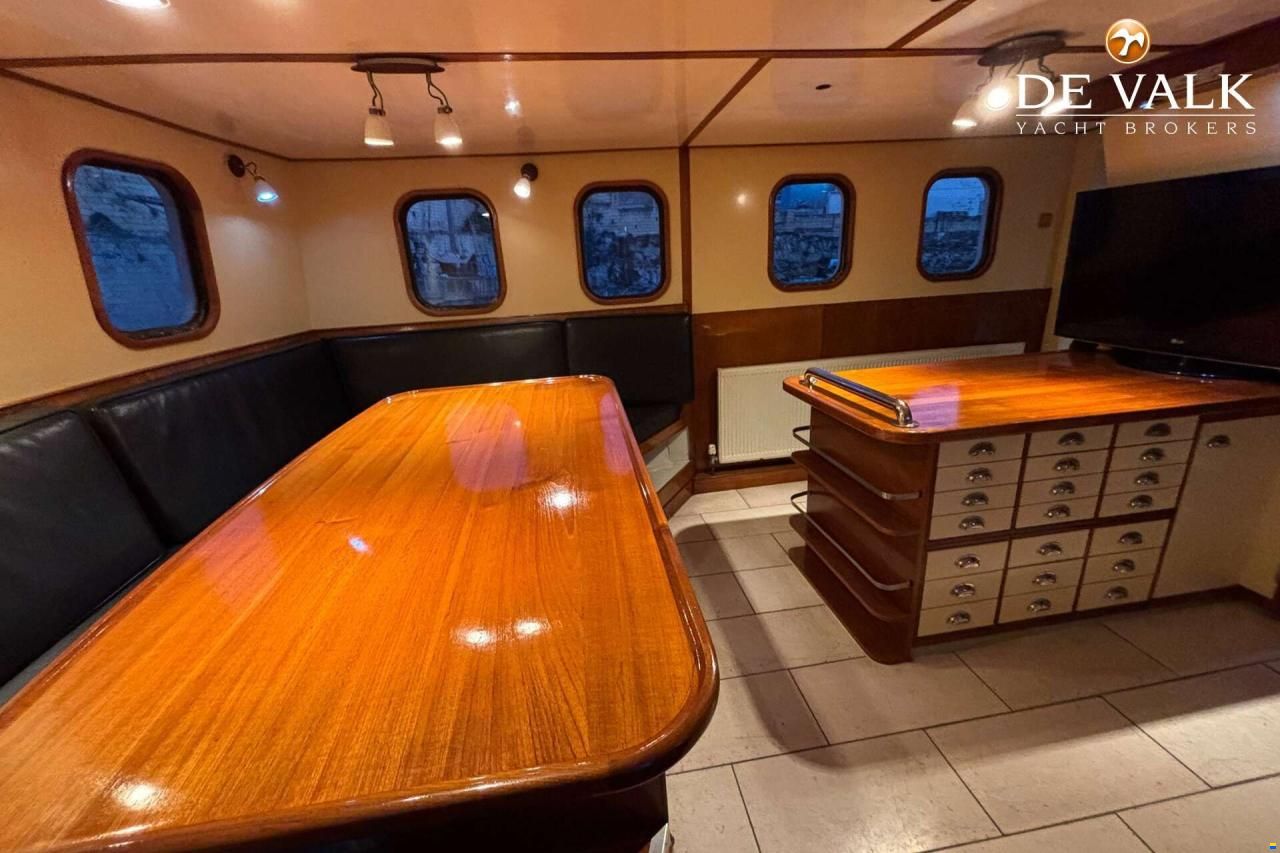 Expedition Vessel Long Range 29M