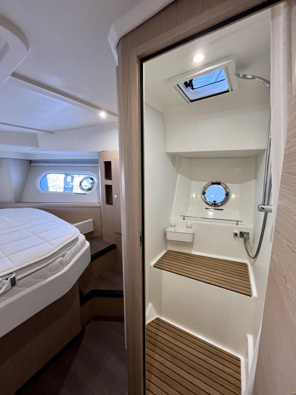 Beneteau Swift Trawler 41 Fly