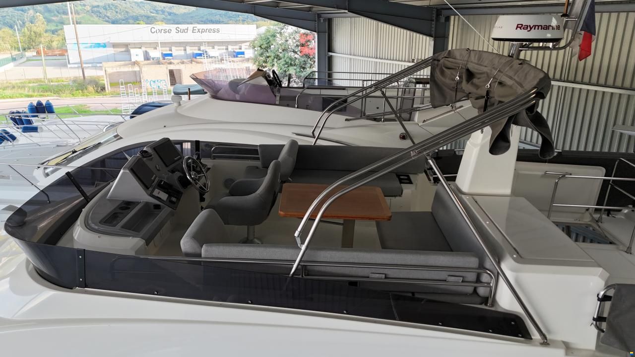 Beneteau Swift Trawler 41 Fly