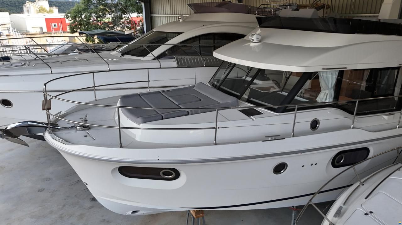 Beneteau Swift Trawler 41 Fly