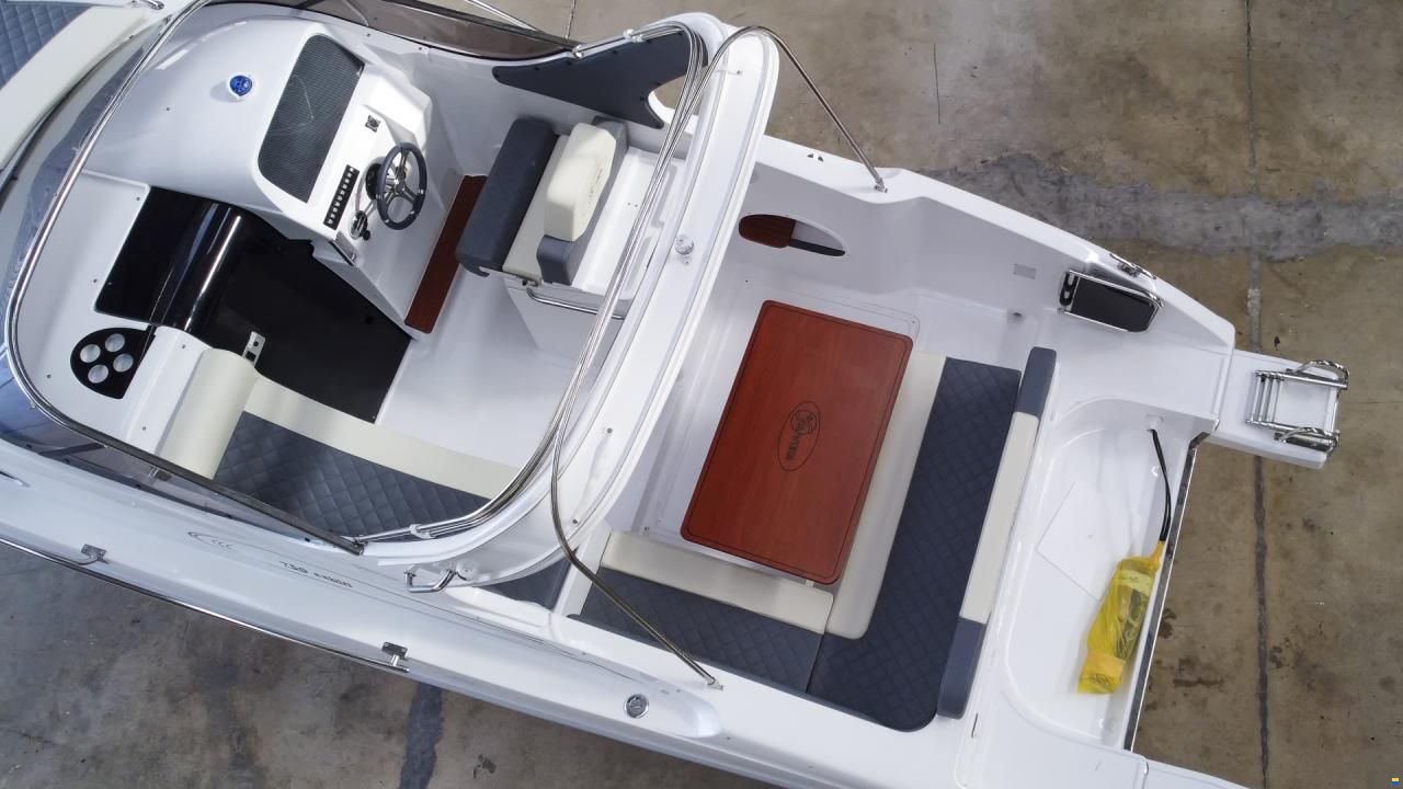 Saver 750 Cabin