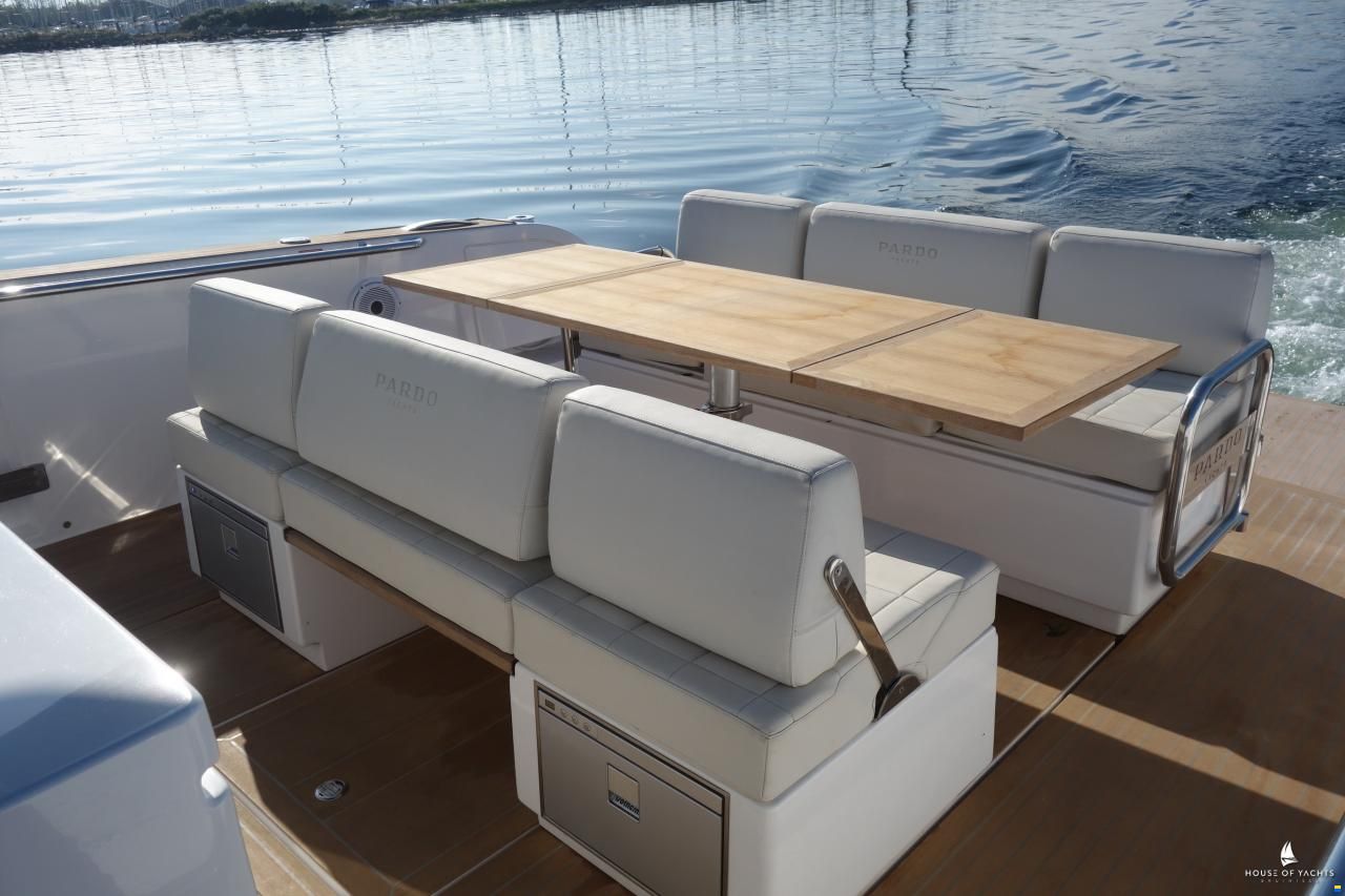 Pardo Yachts 38