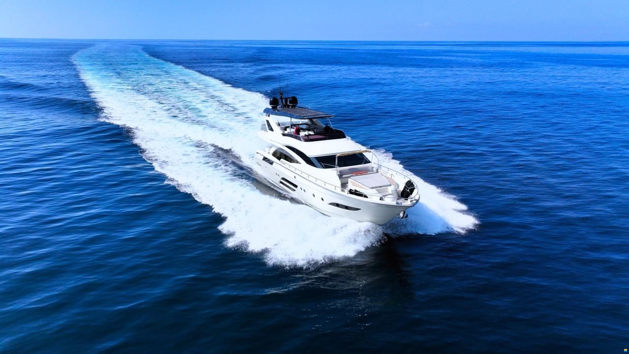 Dominator 800
