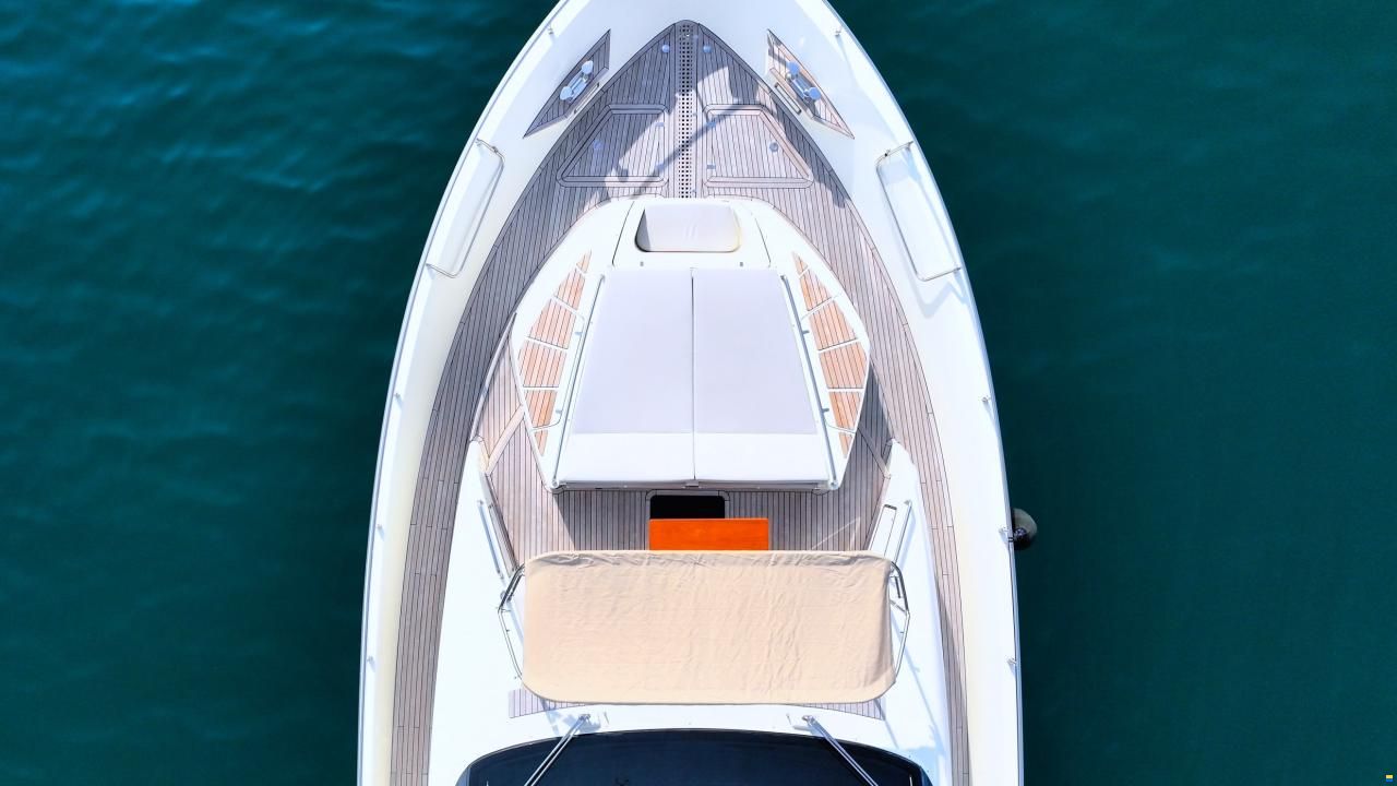 Dominator 800