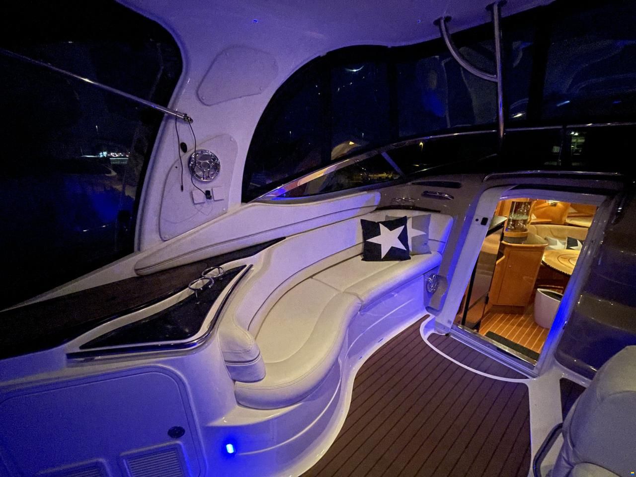 Larson 370 Cabrio