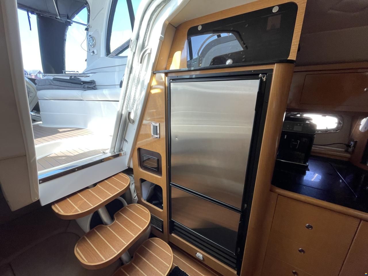 Larson 370 Cabrio