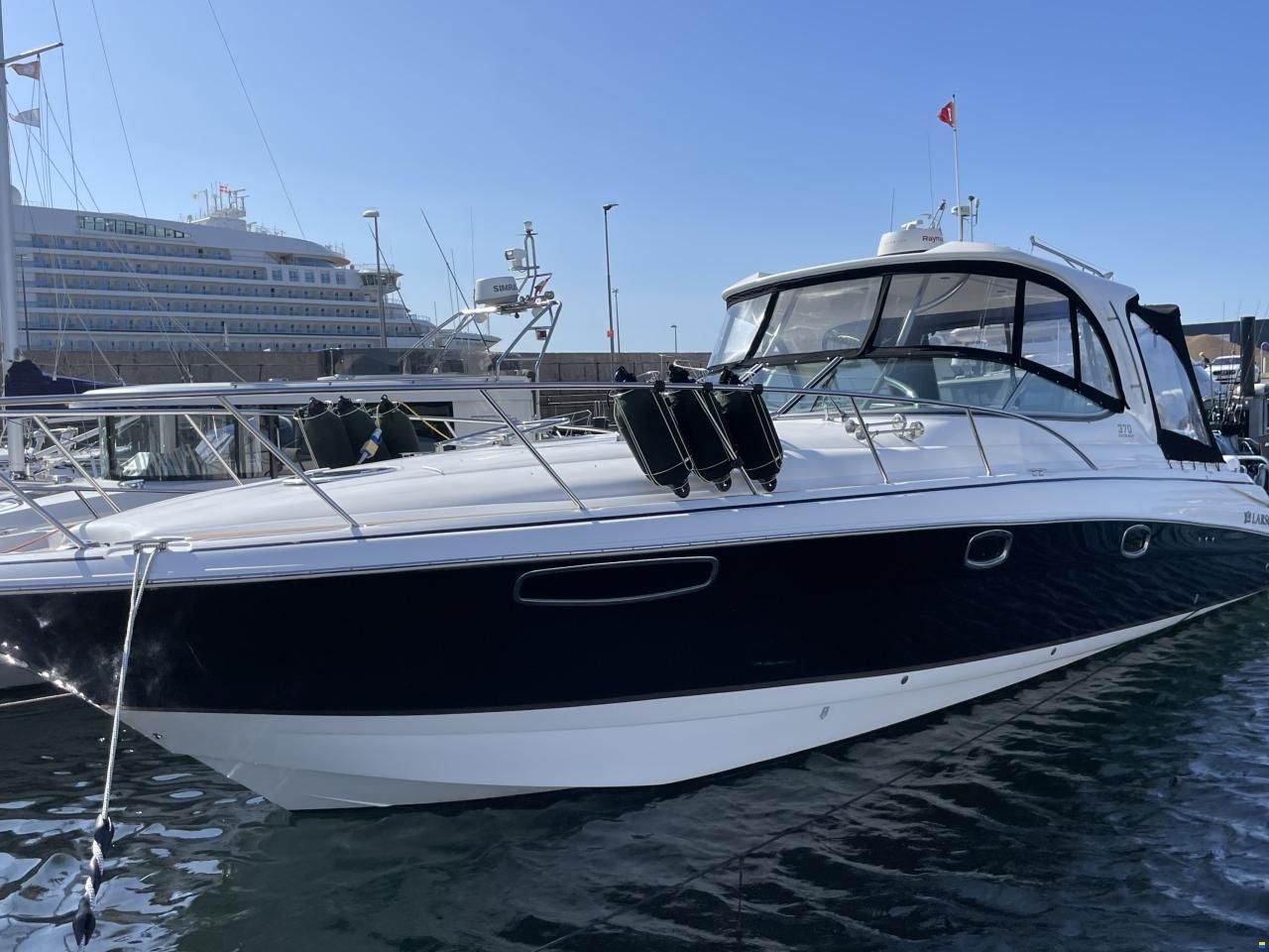 Larson 370 Cabrio