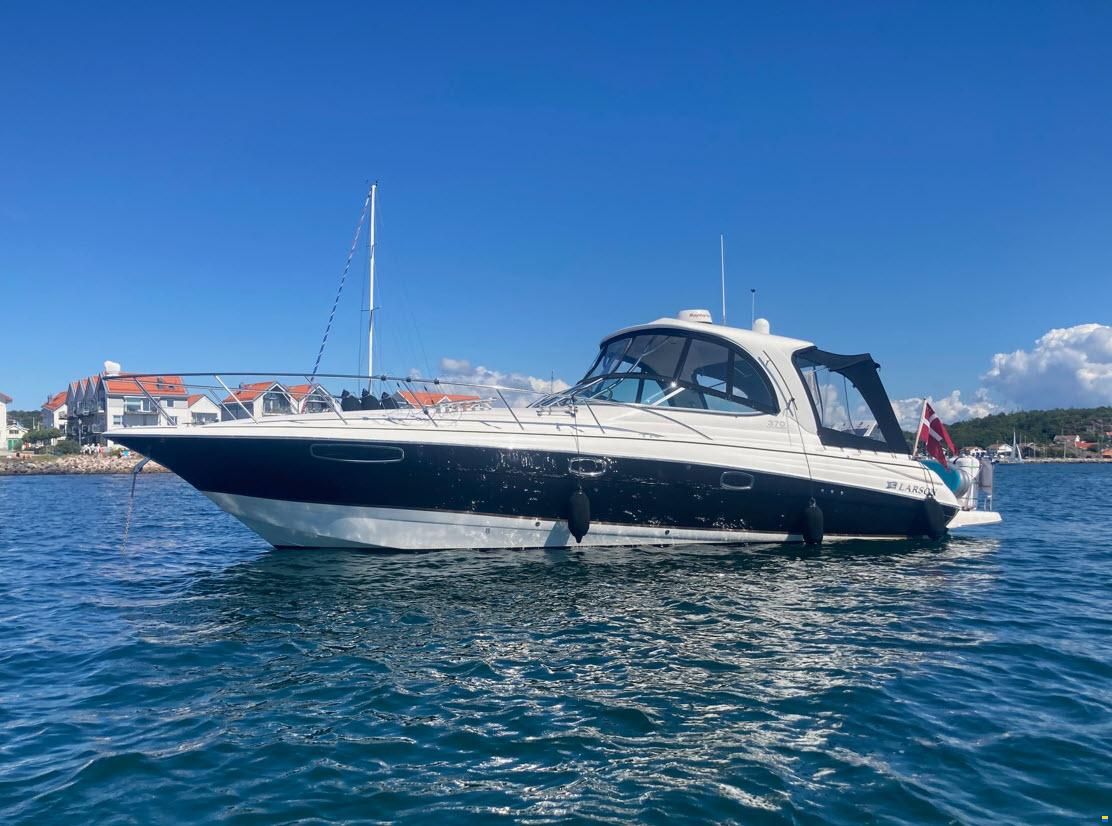 Larson 370 Cabrio