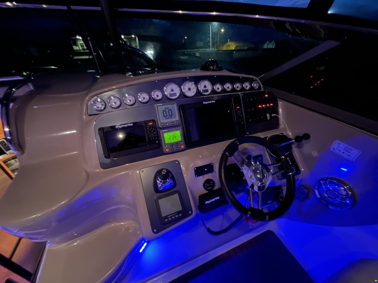 Larson 370 Cabrio