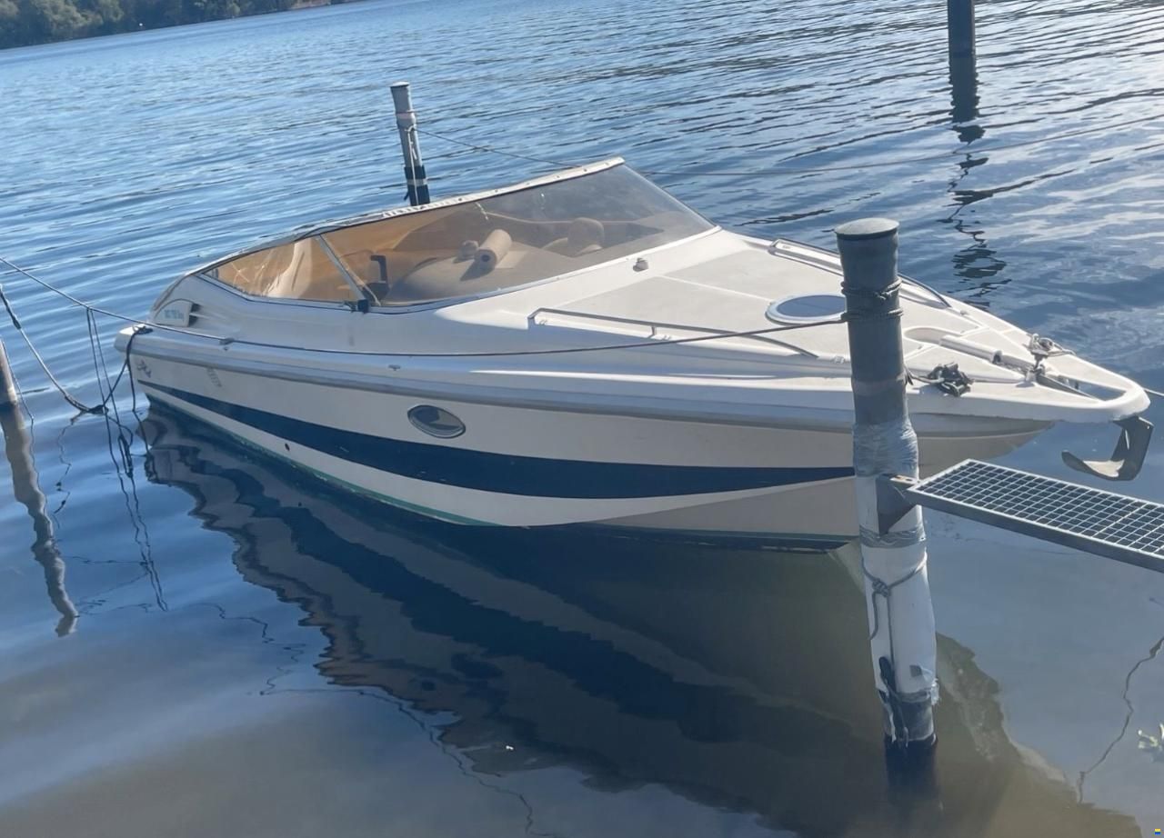Rio 750 Day Cruiser