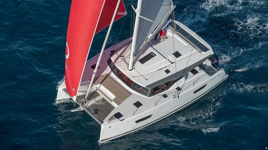 Fountaine Pajot Astr&eacute;a 42