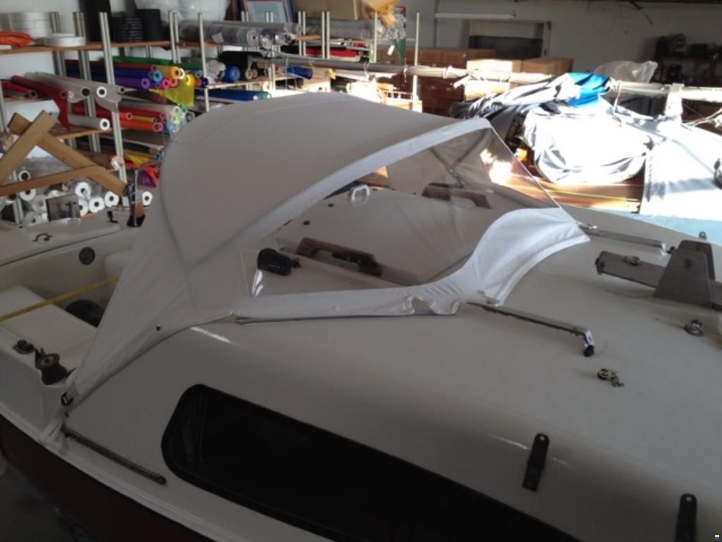 Nautic Plast Hai 590