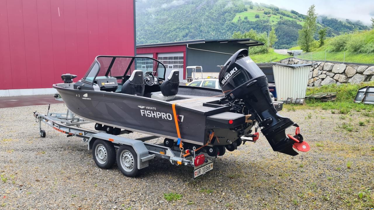 VBoats FishPro X7