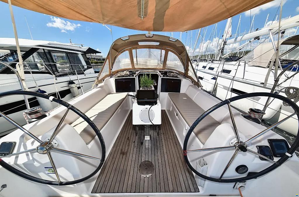 Dufour 350 GL