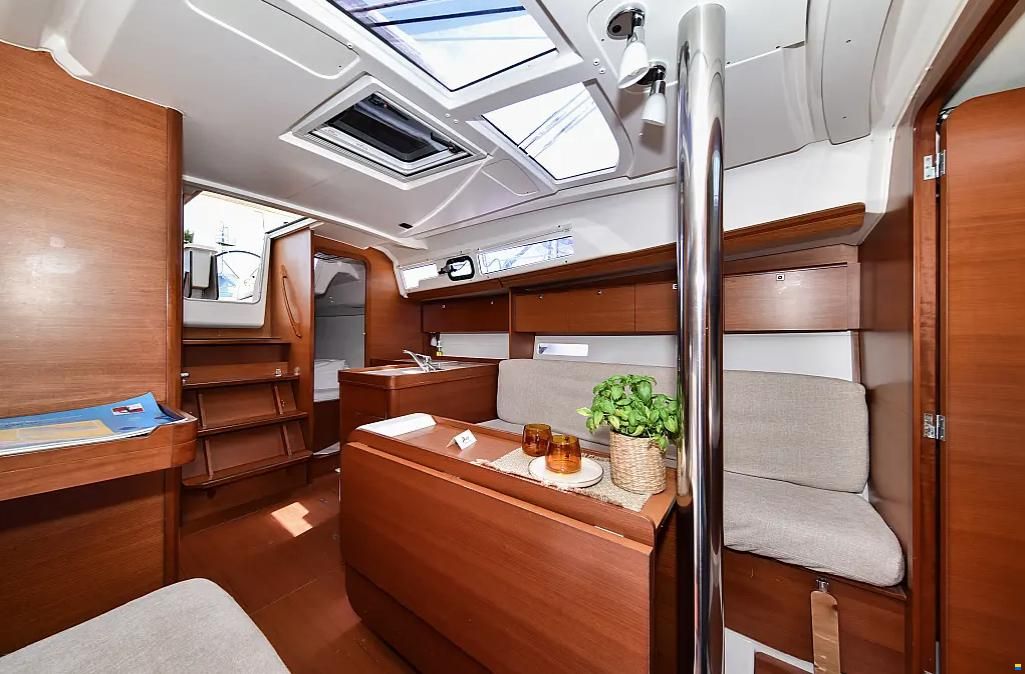 Dufour 350 GL