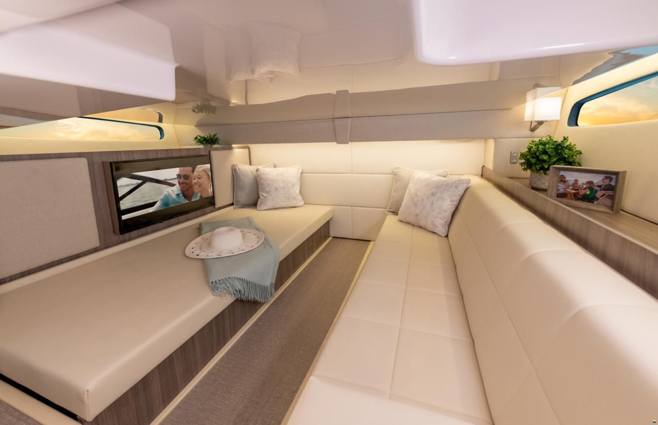 Regal 36 Grande Coupe