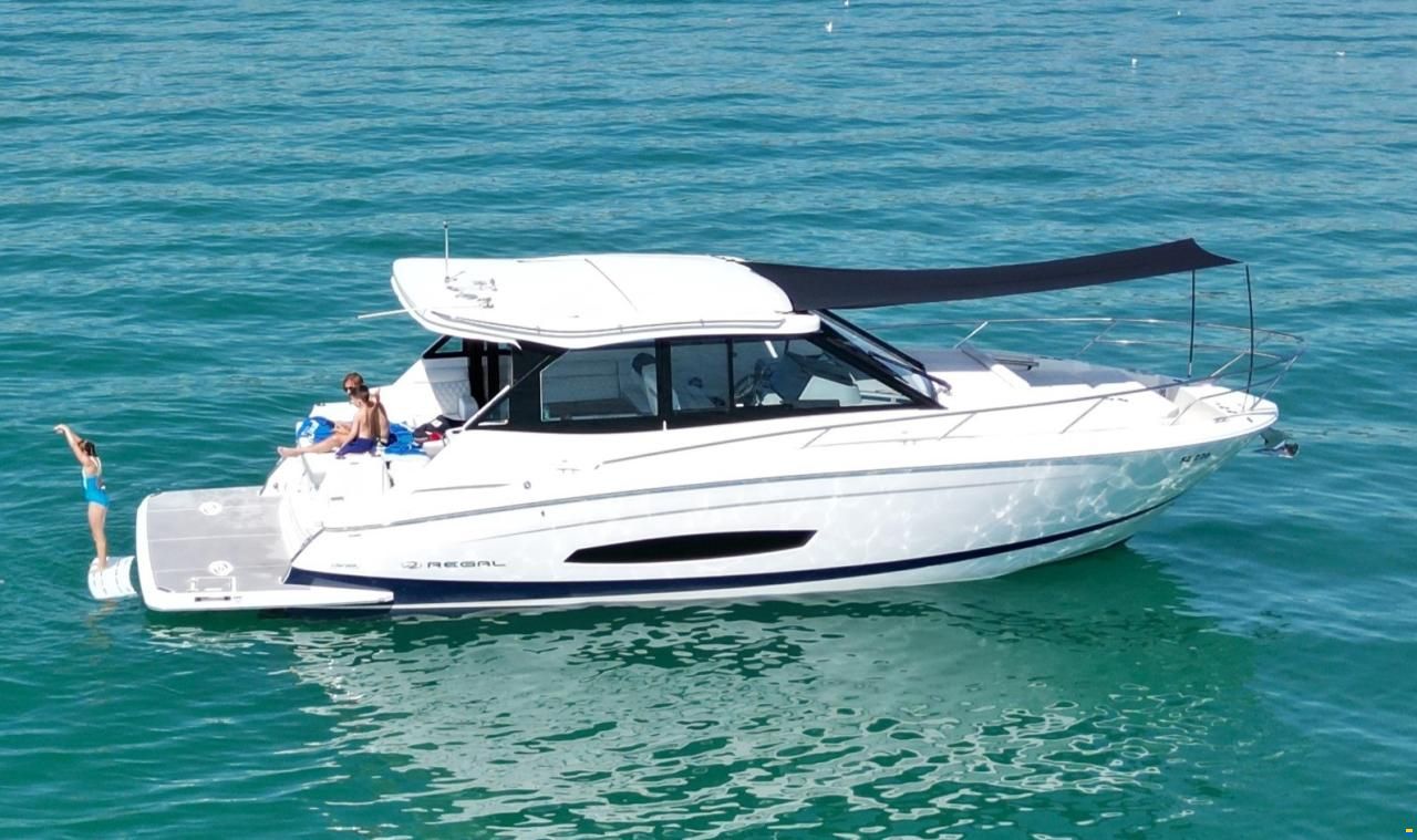 Regal 36 Grande Coupe