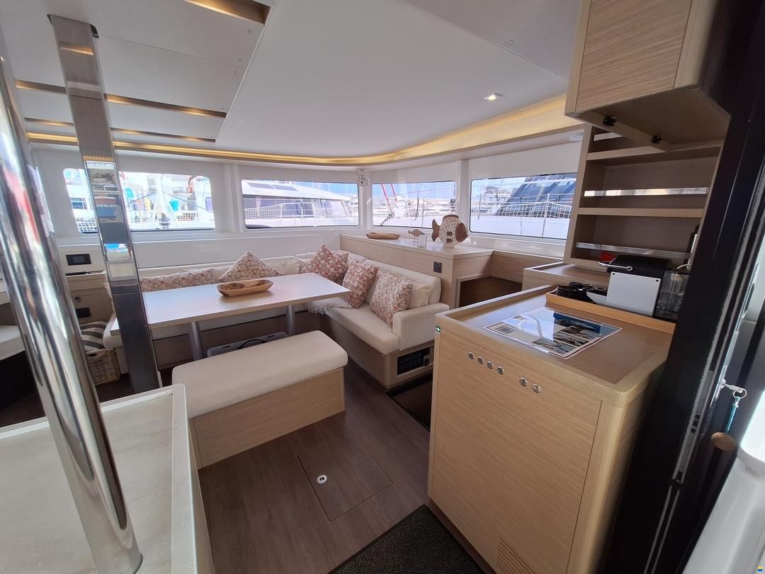 Lagoon 46