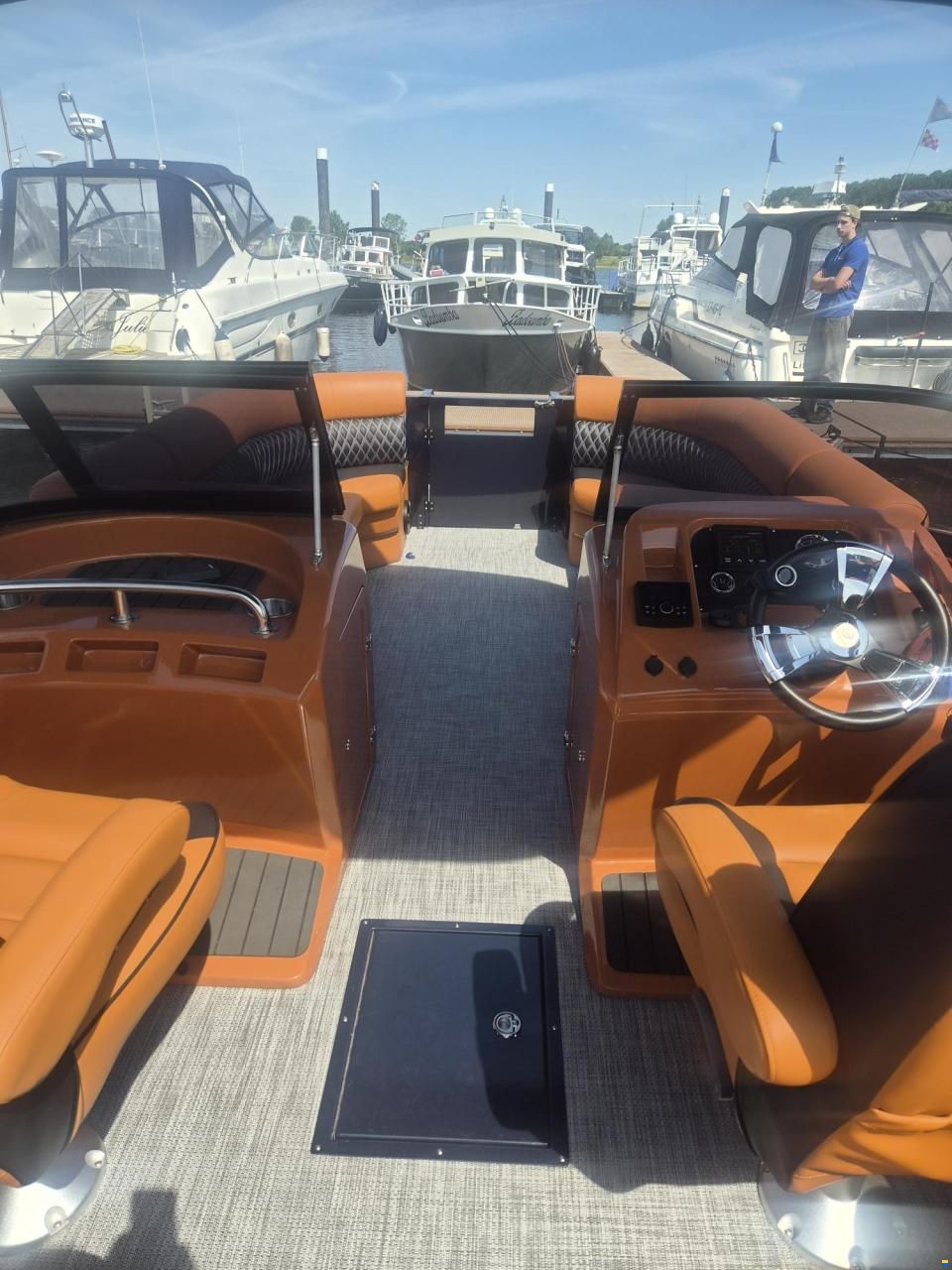 MK Boats Sport-Ponton 22 ft