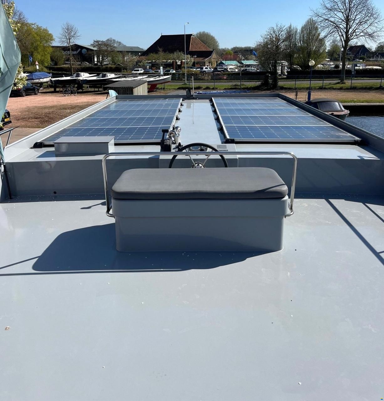 Houseboat Friesland 12.75 X 4.50 (inboar