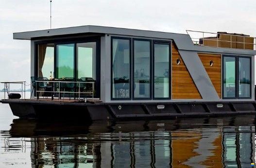 Houseboat Friesland 12.75 X 4.50 (inboar