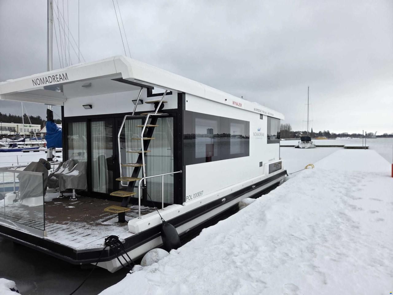 Nomadream Cat-House 1200 Double Decker Houseboat