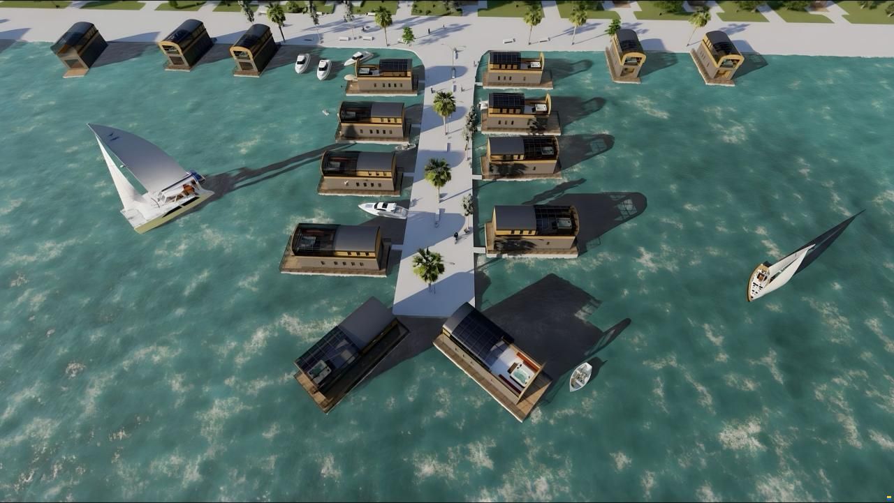 Luxury Homes Houseboat