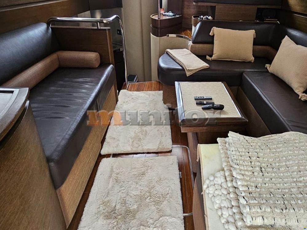 Azimut 43S