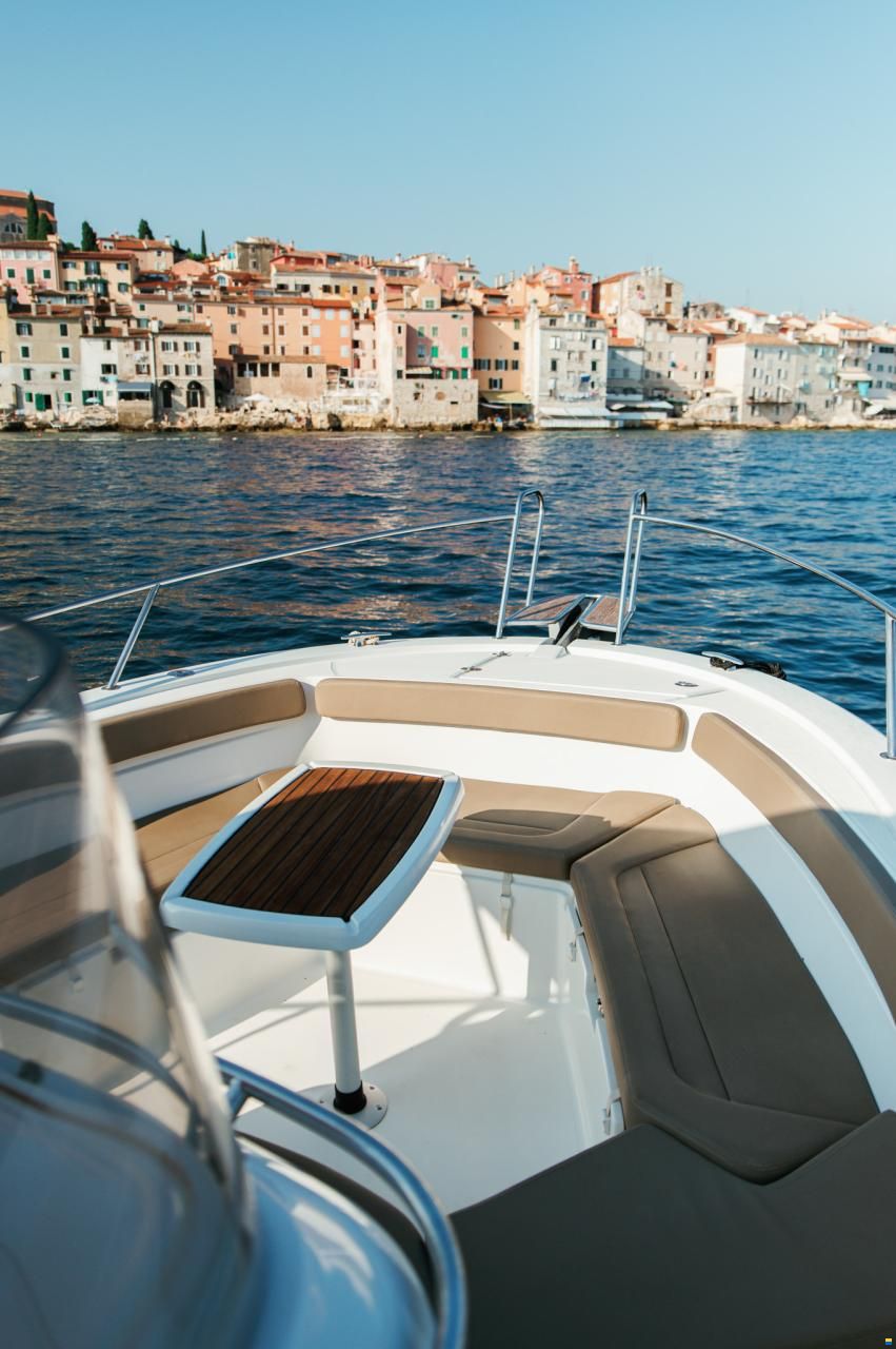 Jeanneau CAP CAMARAT 8.5 CC