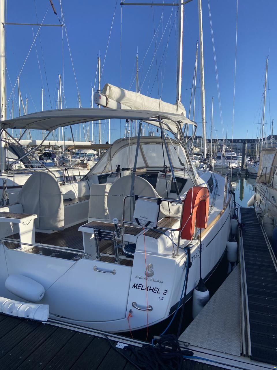 Beneteau Oc&eacute;anis 38.1