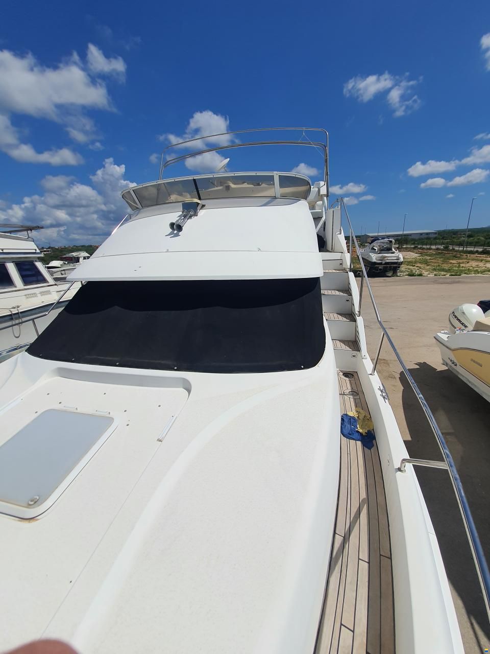 Silverton 44 Aft Cabin