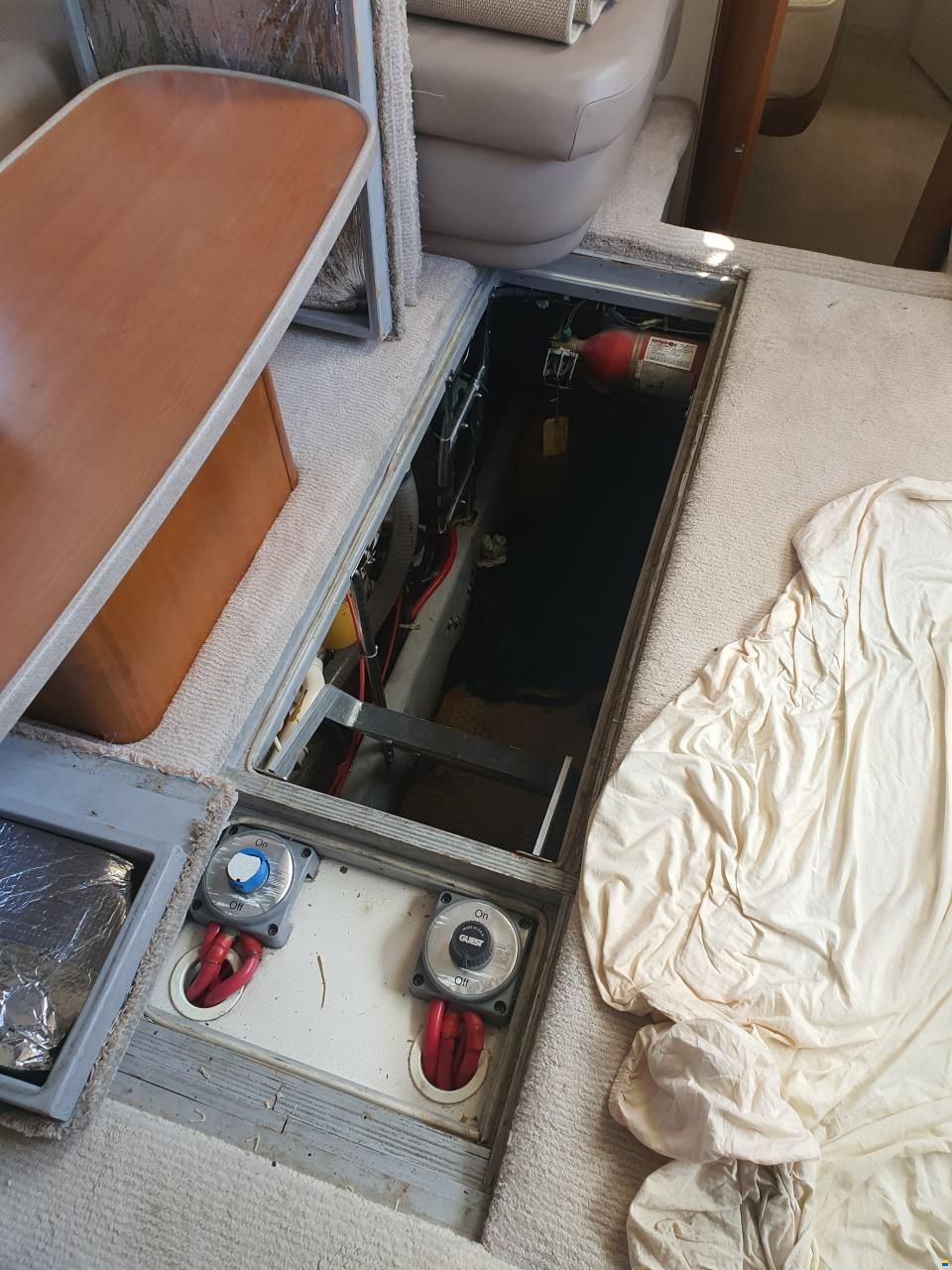 Silverton 44 Aft Cabin