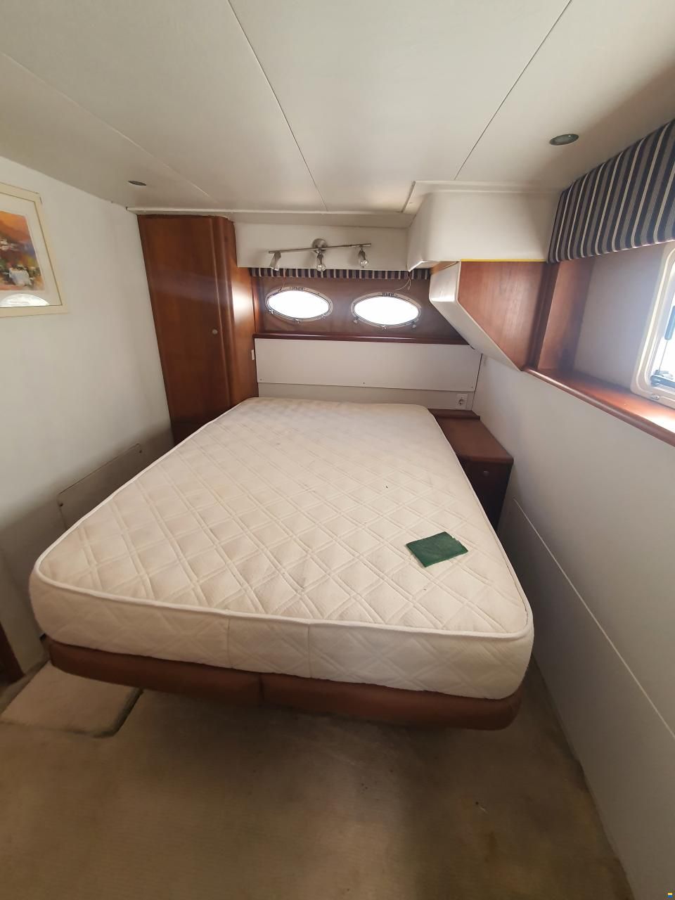 Silverton 44 Aft Cabin