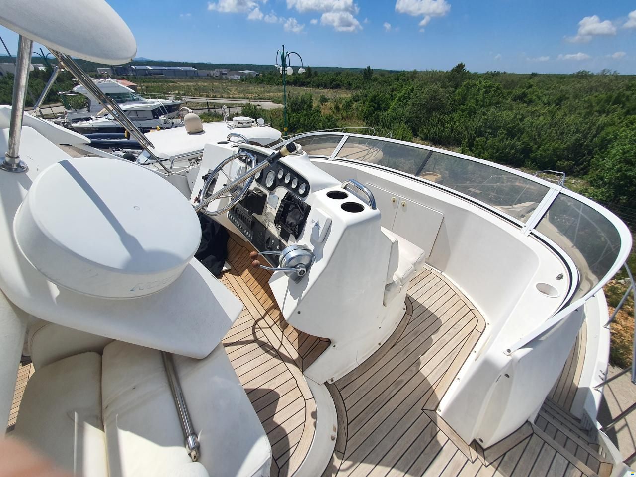 Silverton 44 Aft Cabin