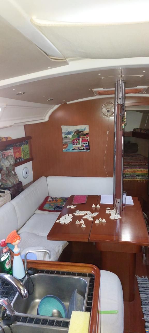 Beneteau Oceanic 37