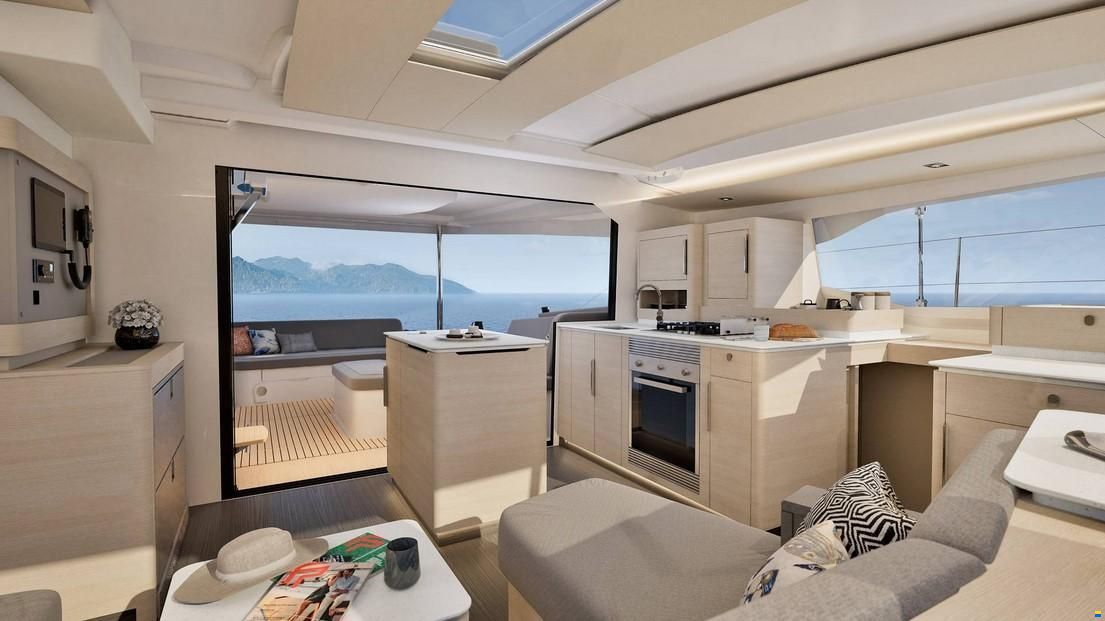 Fountaine Pajot New 44
