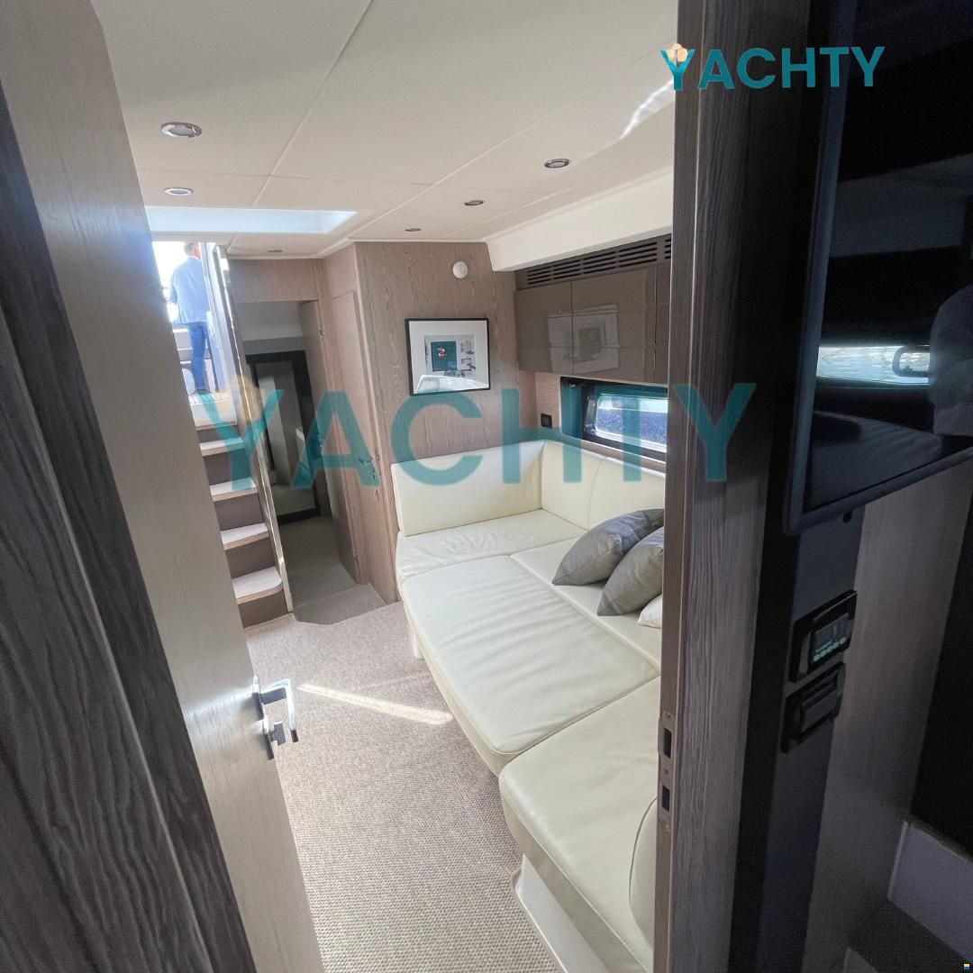Azimut Atlantis 45